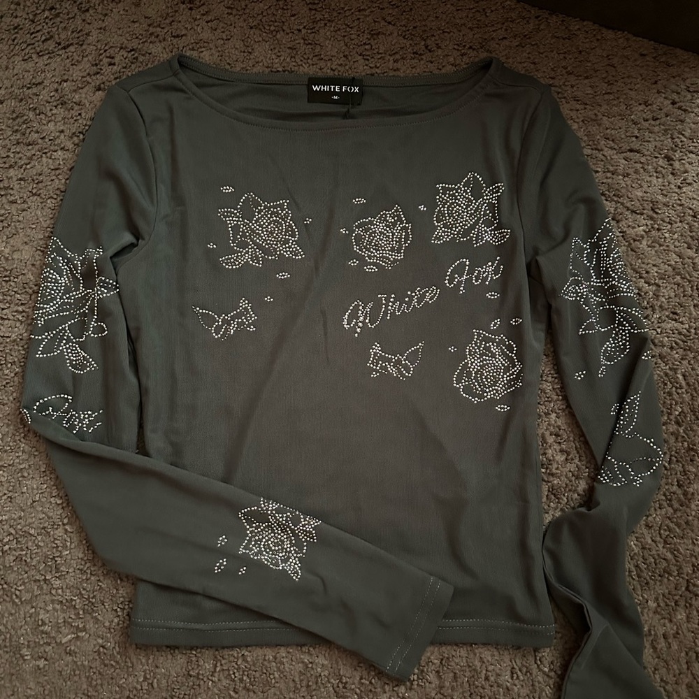White fox grey long sleeve